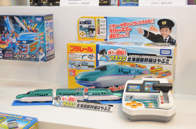 6位 プラレール ぼくが運転！ マスコン北海道新幹線はやぶさ【男の子向け玩具】部門