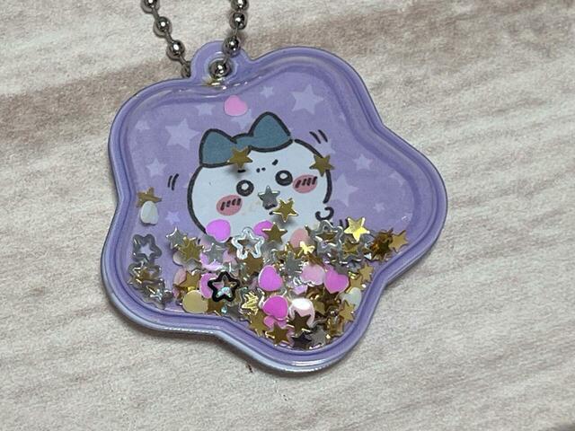 なんと両面異なるイラストが楽しめる仕様!