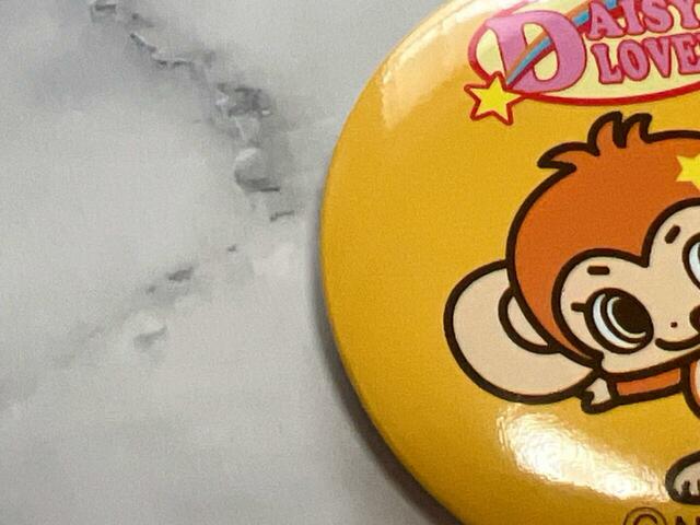 デイジーラヴァーズらしいオレンジカラー