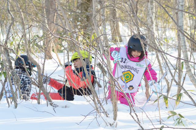 レッスン中に雪遊びタイムも｜たんばらスキーパーク「TAMBARA SKI SCHOOL」