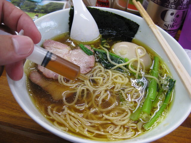 ほんの少し入れるだけで異なる風味が楽しめる