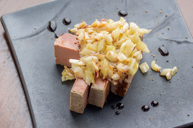 虎穴（馬喰横山）　冷製レバニラ850円