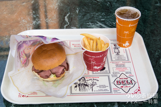 スペシャルセット 1,230円｜ニューヨーク・デリ｜東京ディズニーシー「クリスマス・ウィッシュ」