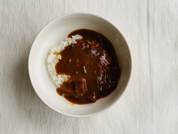 【ダイソー】おいしい緑黄色野菜カレー