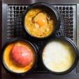 「トルコ風のび～るチーズ」「イタリア風トマトチーズ」「インド風カレーチーズ」の3種類のチーズ