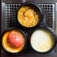 「トルコ風のび～るチーズ」「イタリア風トマトチーズ」「インド風カレーチーズ」の3種類のチーズ