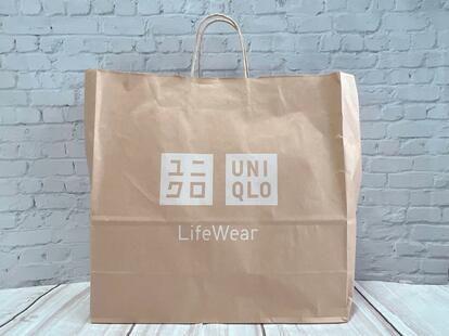 発売前から話題！UNIQLOのノートPCが入る「万能バッグ」高級感があって