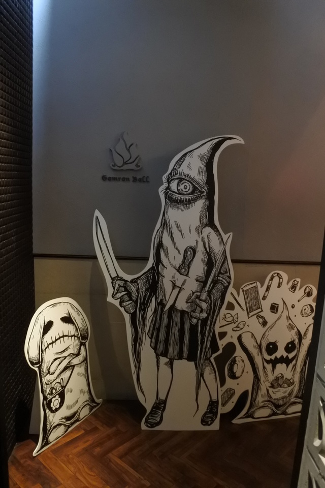 エントランスを入ると、ゼメキス一家が出迎えてくれる