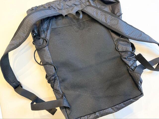 【無印良品 撥水リップストップリュックサック】カラーは黒、ライトグリーン、モカブラウンの3色展開です