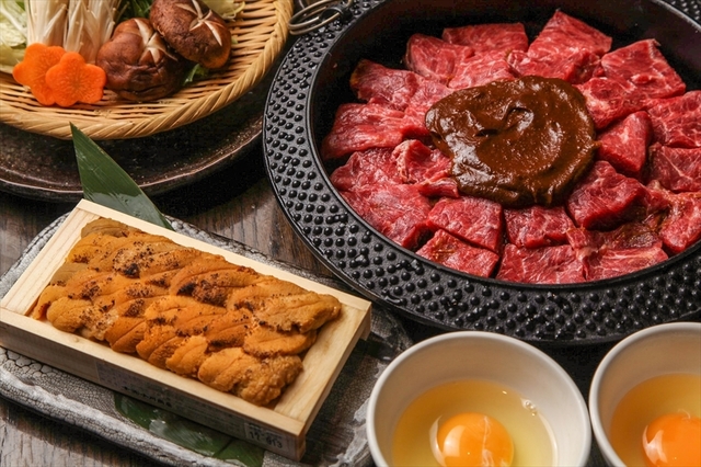 『特選牛と炙り雲丹のうにく鍋』 2,980円