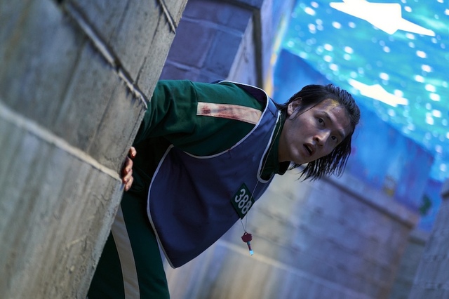 Netflixシリーズ『イカゲーム』シーズン1～3：独占配信中