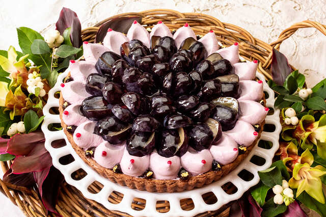 【キル フェ ボン】山梨県産 “富士の輝”のタルト 　Piece 1,404円、Whole（25cm）14,040円（グランフロント大阪店限定）