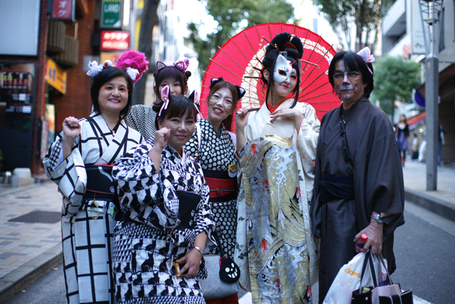 かわいい猫、イケメン猫…超凝った“猫コスプレ”