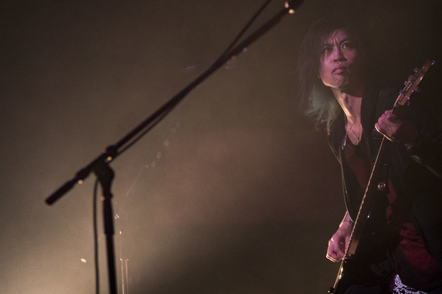 FIRE（B）　撮影・大島康一