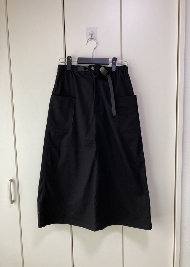 【ワークマン レディースストレージストレッチスカート】大容量ポケットや撥水機能が特長