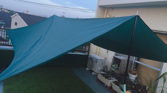 【ワークマン BASICスクエアタープ】水や汚れが落ちやすい「DIAMAGICDIRECT®」加工が施されている