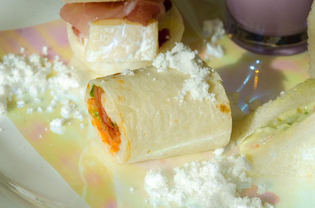 「ドリーマーズ・ラウンジ」“アナとエルサのフローズンファンタジー”アフタヌーンティーセット～エルサ～｜東京ディズニーランドホテルホテル 2016年「アナとエルサのフローズンファンタジー」