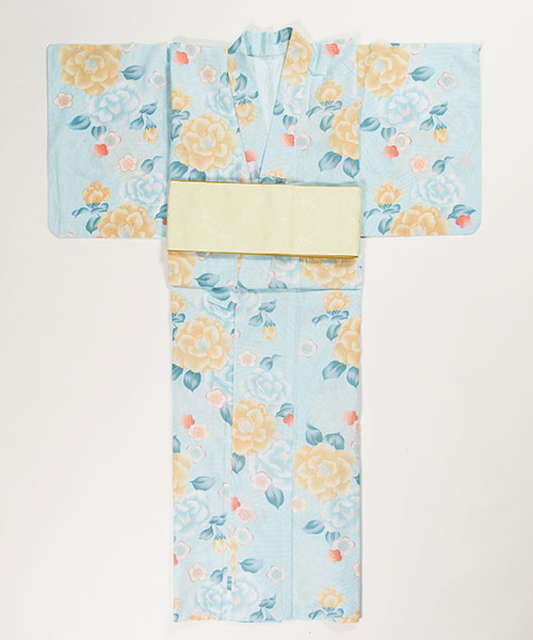 浴衣、帯（ともにアールユー）