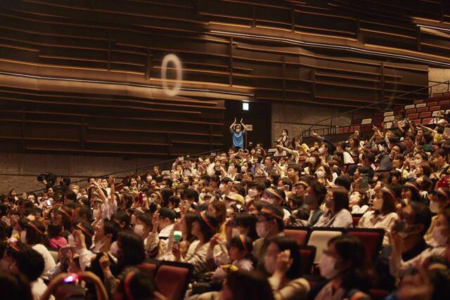 空気砲でドーナツ