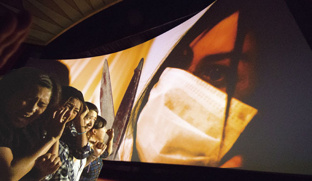 ユニバーサル・スタジオ・ジャパンで味わえる“超・恐怖体験”／呪われたアトラクション