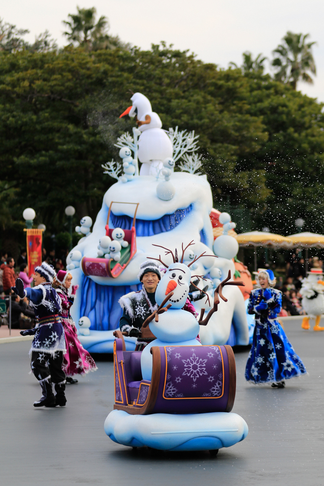 「フローズンファンタジーパレード」2016年｜東京ディズニーランド「アナとエルサのフローズンファンタジー」