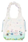 トートバッグ 4,600円|ダッフィー&フレンズの「ウィッシング・ウィングス」グッズ|販売店舗:東京ディズニーシー「マクダックス・デパートメントストア」|発売日:2025年8月28日(木)