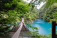 寸又峡「夢の吊り橋」。紅葉の季節など、ハイシーズンは長蛇の列ができるほどの人気スポット
