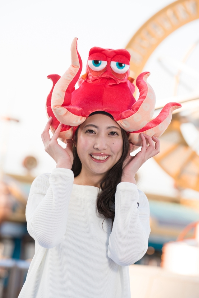 ファンキャップ 2,800円|高さ約27cm、サイズ調整可能、大人用|2017年4月24日(月)発売|エンポーリオ|東京ディズニーシー「ニモ&フレンズ・シーライダー」