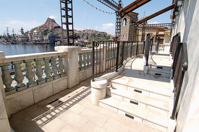 レストラン利用者専用のショー鑑賞テラス