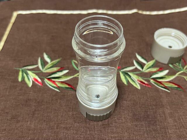 【3COINS＋plus 定量調味料ボトル】口が大きいので詰め替えもラクちん♪