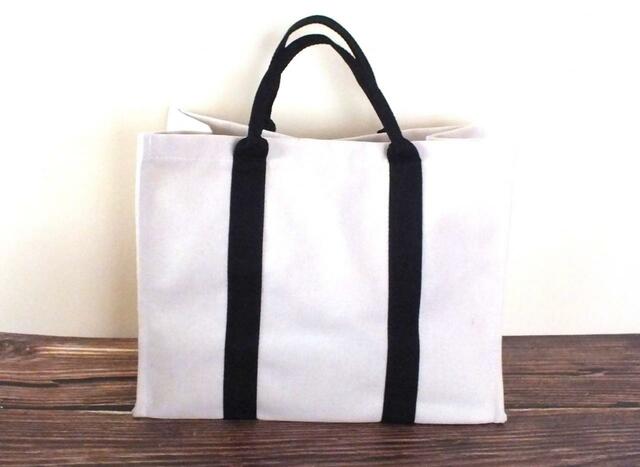 【ゴティバ】バッグうしろ