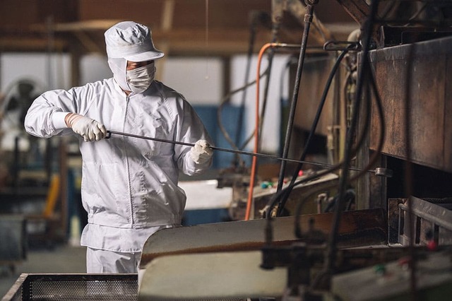 【創業スト―リー】「コラボを通して⾃分の「好き」を追求し幸せに⽣きていける社会になれるように、これからもモノづくりに励みたい」と語ります。