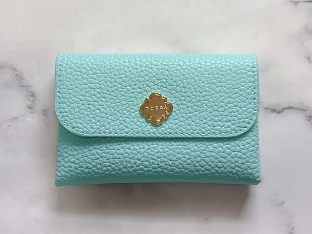 TOCCAブルーが華やかなキーケース♪