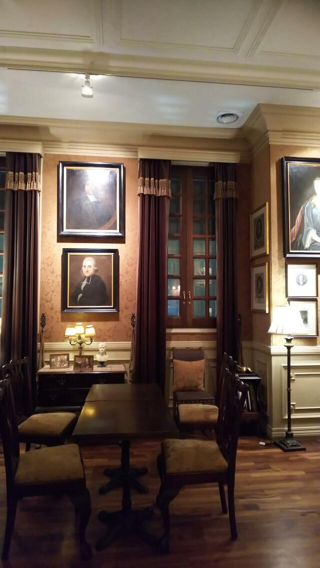 トッケビとウンタクの指定席で記念撮影も忘れません【『トッケビ』ロケ地巡り】