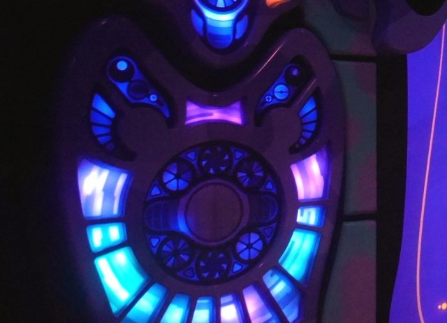 こちらも隠れミッキーが