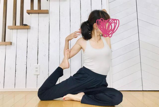 【GU（ジーユー）スポーツブラタンクトップ(バッククロス)GA】税込1,490円