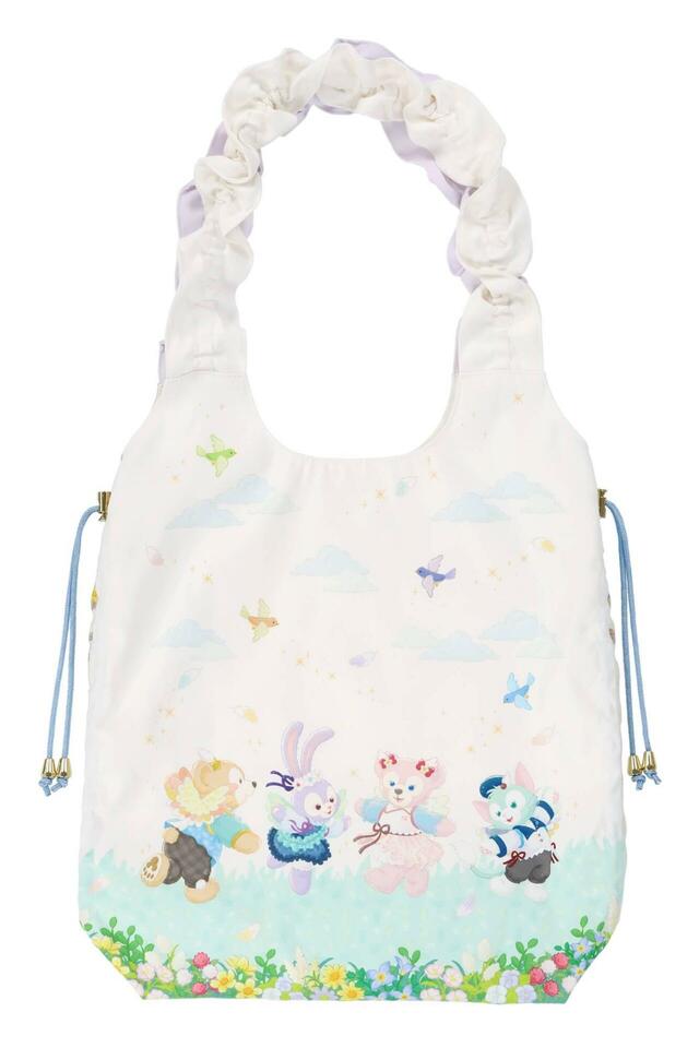 トートバッグ 4,600円｜ダッフィー＆フレンズの「ウィッシング・ウィングス」グッズ｜販売店舗：東京ディズニーシー「マクダックス・デパートメントストア」｜発売日：2025年8月28日（木）