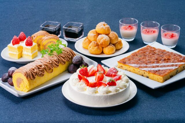 「冬を彩る華やかなスイーツ」<期間:2026年11月26日~2027年2月25日>【サーロインステーキ・豚しゃぶ・いちごのスイーツも好きなだけ!「松江エクセルホテル東急」で冬を彩るディナービュッフェ開催!】