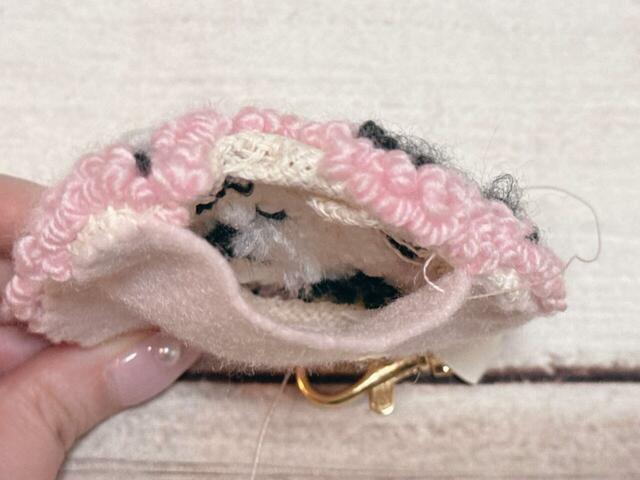 綿を入れるため、途中で縫い留めた図