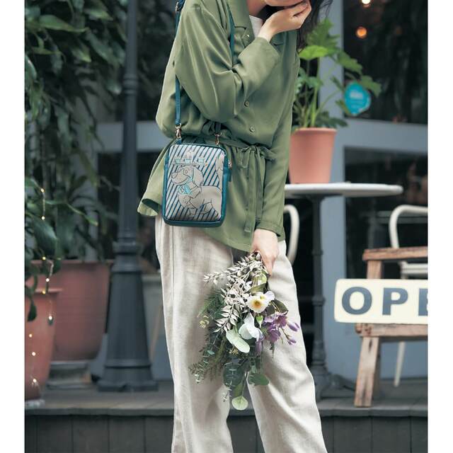 コンパクトショルダーバッグ(選べるキャラクター)|¥3,990 (税込)