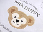 「with DUFFY」ロゴは刺繍