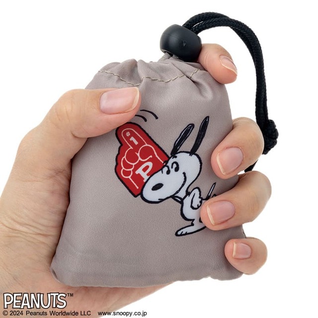 『SNOOPY CHEER ECOBAG BOOK GRAY』必要な時にさっと取り出せます