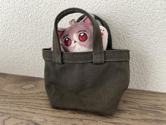 【無印良品 ミニ　帆布　トートバッグ】ぬいぐるみを入れるというアイデアも！持ち歩いてもインテリアとしても可愛い♪