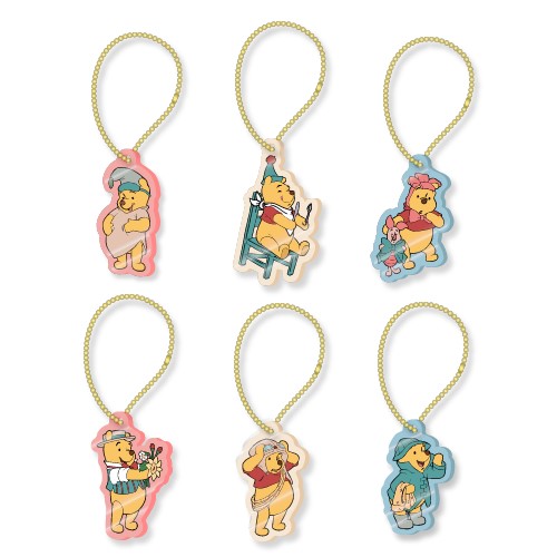 アクリルキーホルダー(ランダム6種)748円|「くまのプーさん」FUNNY & HUNNY OH MY CAFE