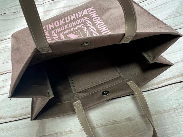 内側はコーティング加工がされています