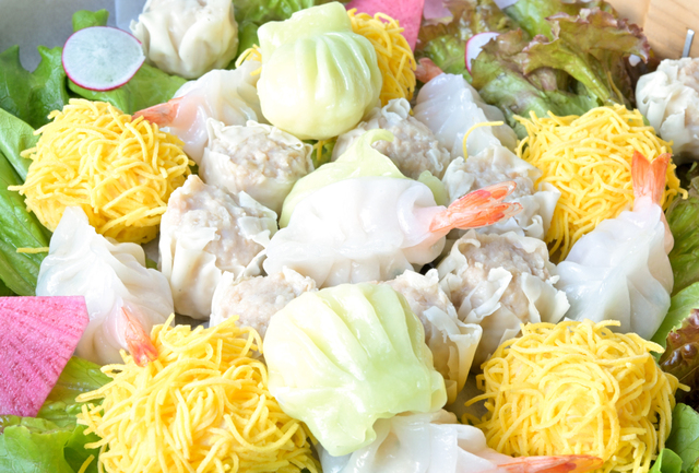 「通常メニュー」＜期間：12月ランチ、ディナー限定＞【神戸のホテルでクリスマス晩餐会♪ローストビーフ・ローストチキンなどのパーティーメニューが“2,400円”から食べ放題！】