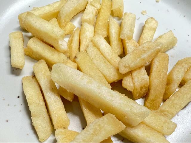 【ダイソー ポテトスナック チーズダッカルビ味】スナック自体はポテトの味がしておいしい