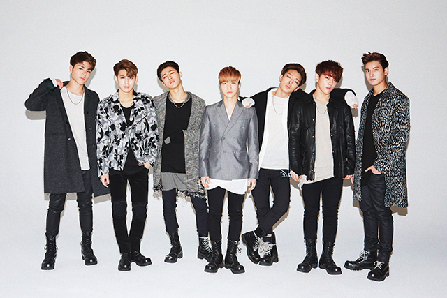 iKON　左からジュネ、ユニョン、B.I（ビーアイ）、ジナン、BOBBY（バビー）、ドンヒョク、チャヌ
