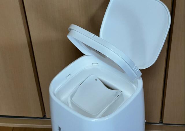 【パッドロッカー】外蓋と中枠を開ける