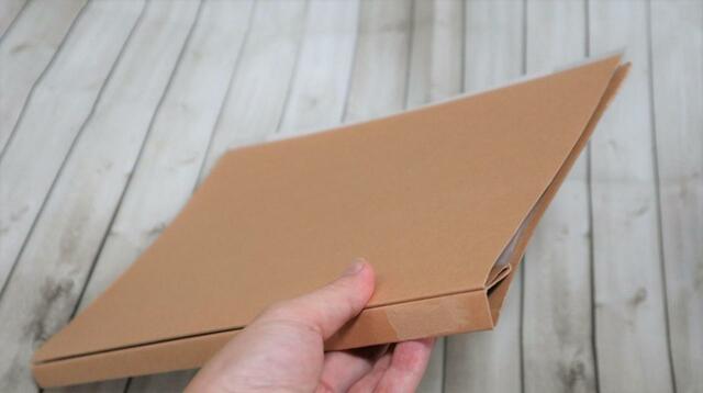 【リメイクシート使用前】ベーシックな無印良品のクラフト紙ファイルが…